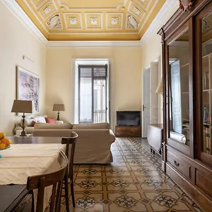 Center Historical Building Appartamento